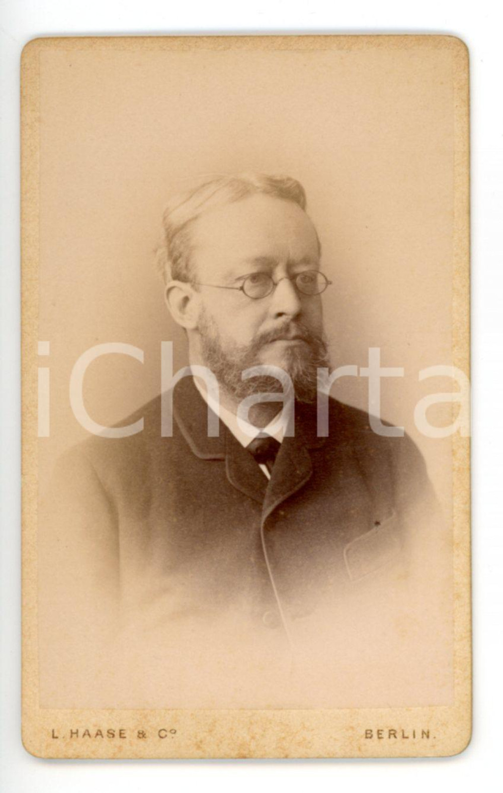 Fotografia d epoca originale 1898 BERLIN Ritratto di studioso con gli occhiali Foto L. HAASE  CDV 1