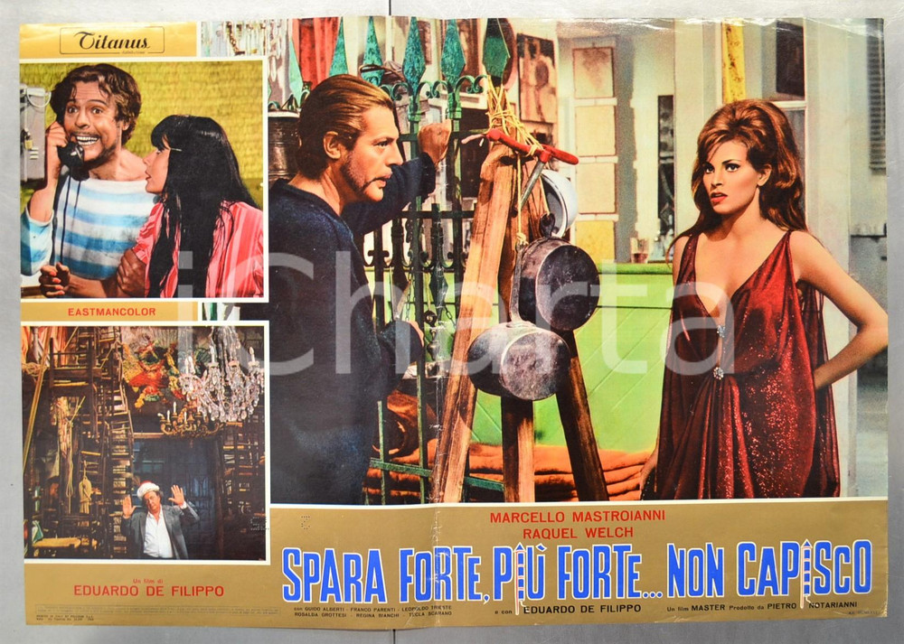 Materiale cinematografico d’epoca 1966 SPARA FORTE, PIÃ™ FORTE...NON CAPISCO Raquel WELCH Fotobusta 66x46 cm 1