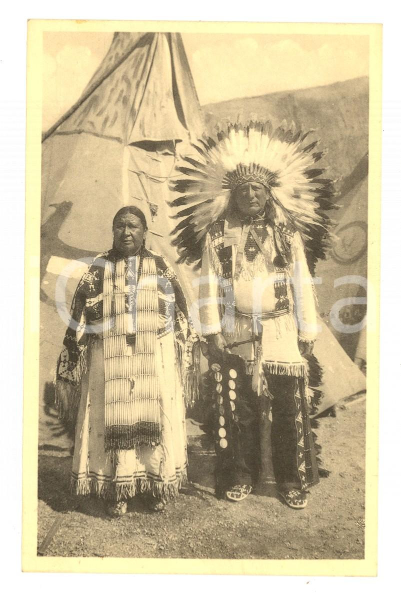 Cartolina originale da collezione 1935 EXPO BRUSSELS American Indian Village Real SIOUX  Chief and wife 4 1