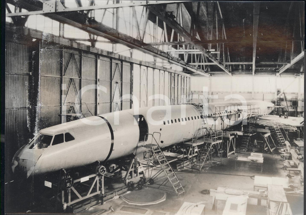 Fotografia d epoca originale 1966 TOULOUSE AVIAZIONE Aereo CONCORDE 001 in costruzione Foto 18x13 1