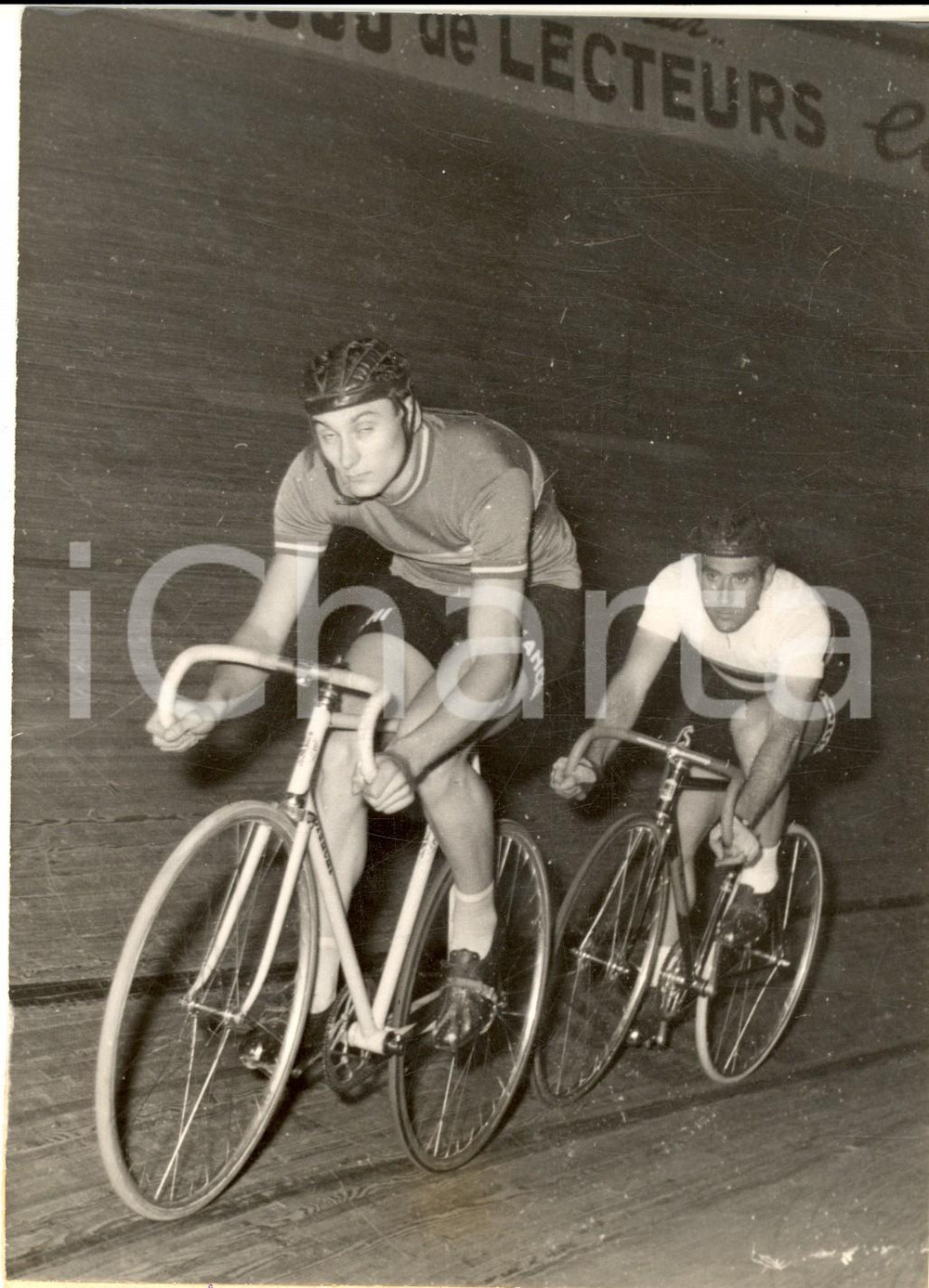 Fotografia d epoca originale 1954 PARIS Vel  d Hiv   Guido MESSINA e Mino DE ROSSI in gara Foto 13x18 1