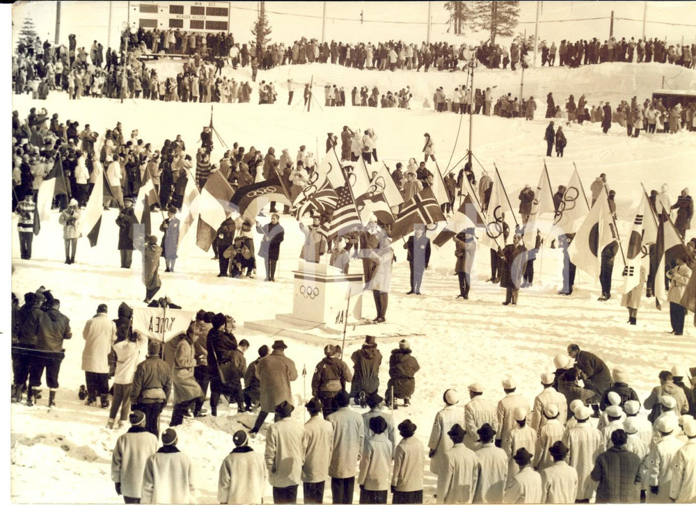 1960 OLIMPIADI SQUAW VALLEY Cerimonia di apertura - Giuramento di Carol HEISS