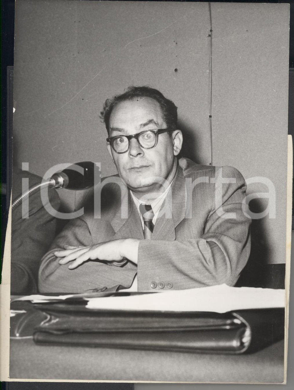 Fotografia d epoca originale 1954 GINEVRA Ivan ILICEV legge discorso di MOLOTOV in conferenza stampa  Foto 1
