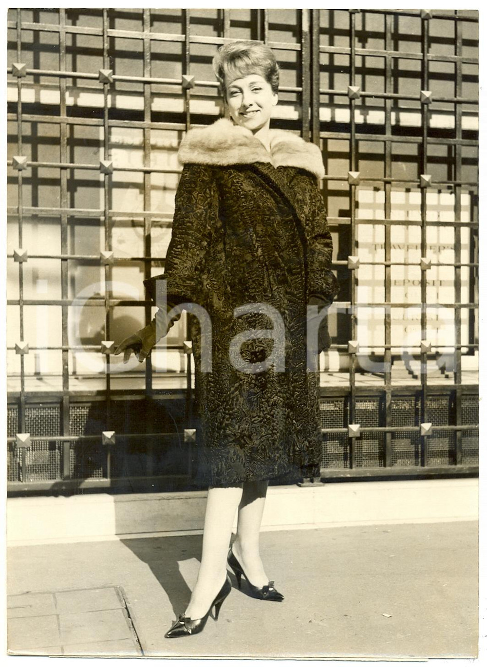 Fotografia d epoca originale 1959 PARIS MODE Fourrures CANADA FURS  Manteau avec col en vison  Photo 1
