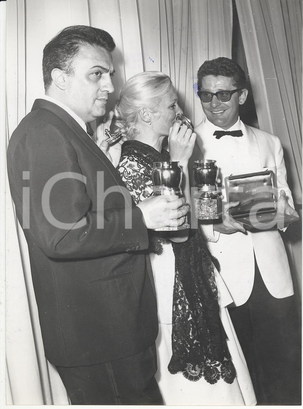 Fotografia d epoca originale 1960 SAINT VINCENT Grolle d oro  Federico FELLINI Ingrid THULIN Ermanno OLMI 1