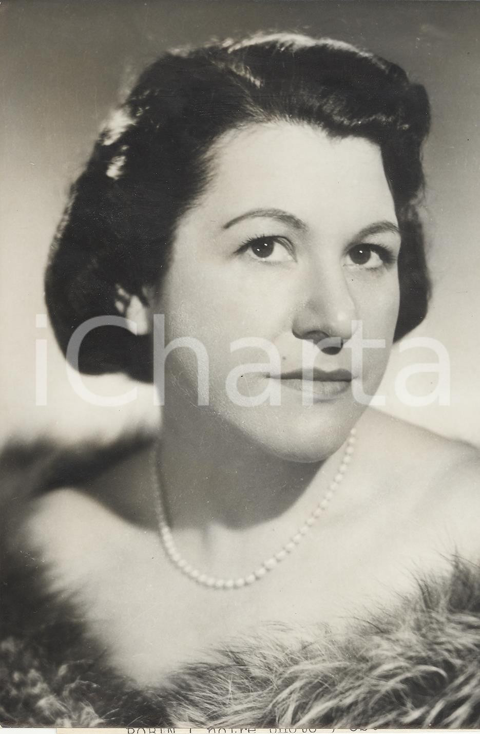 Fotografia d epoca originale 1960 PARIS Ritratto del soprano francese Mado ROBIN Foto 13x18 cm 1