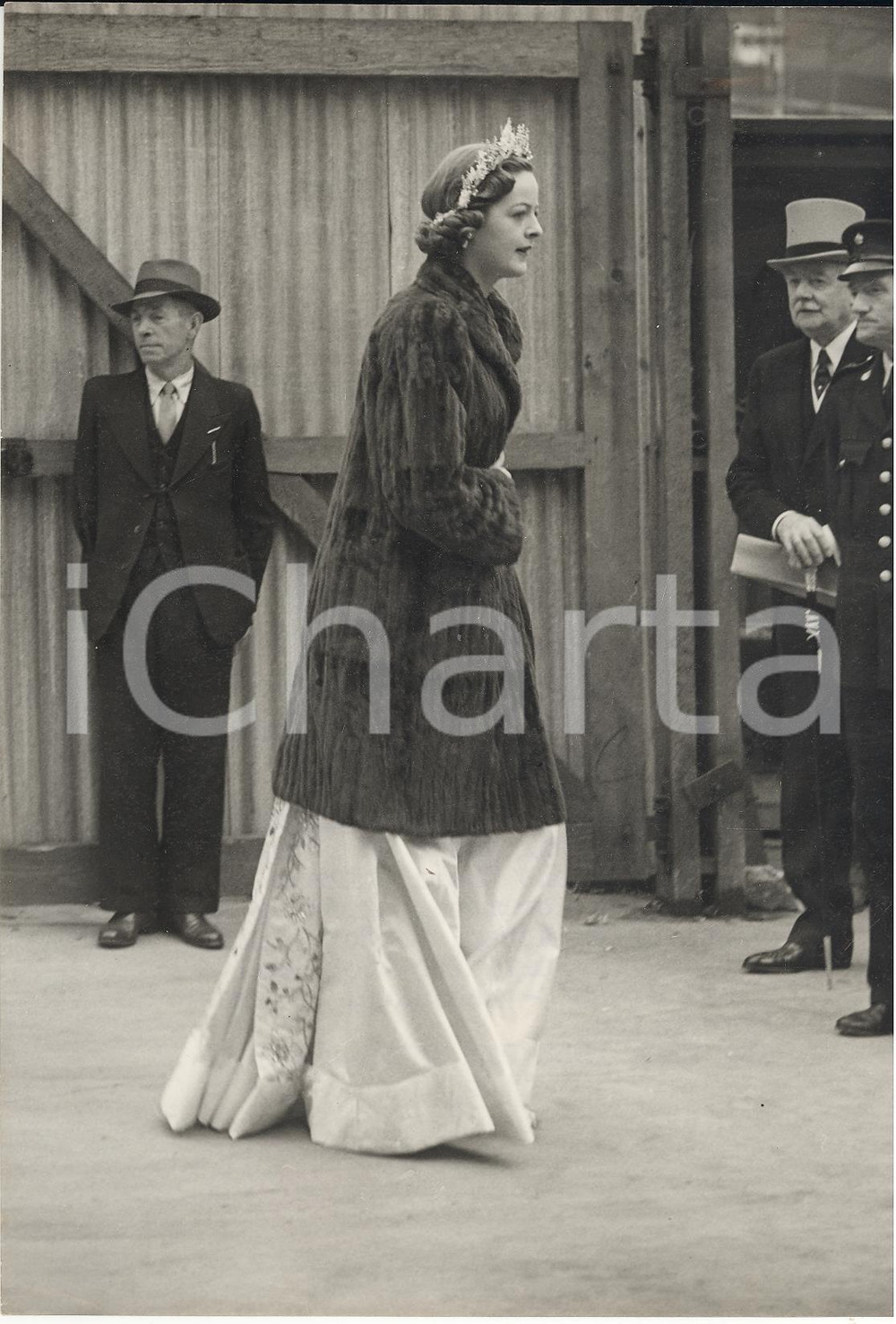 Fotografia d epoca originale 1953 LONDON Coronation Day Queen s maid honour Rosemary SPENCERCHURCHILL Photo 1