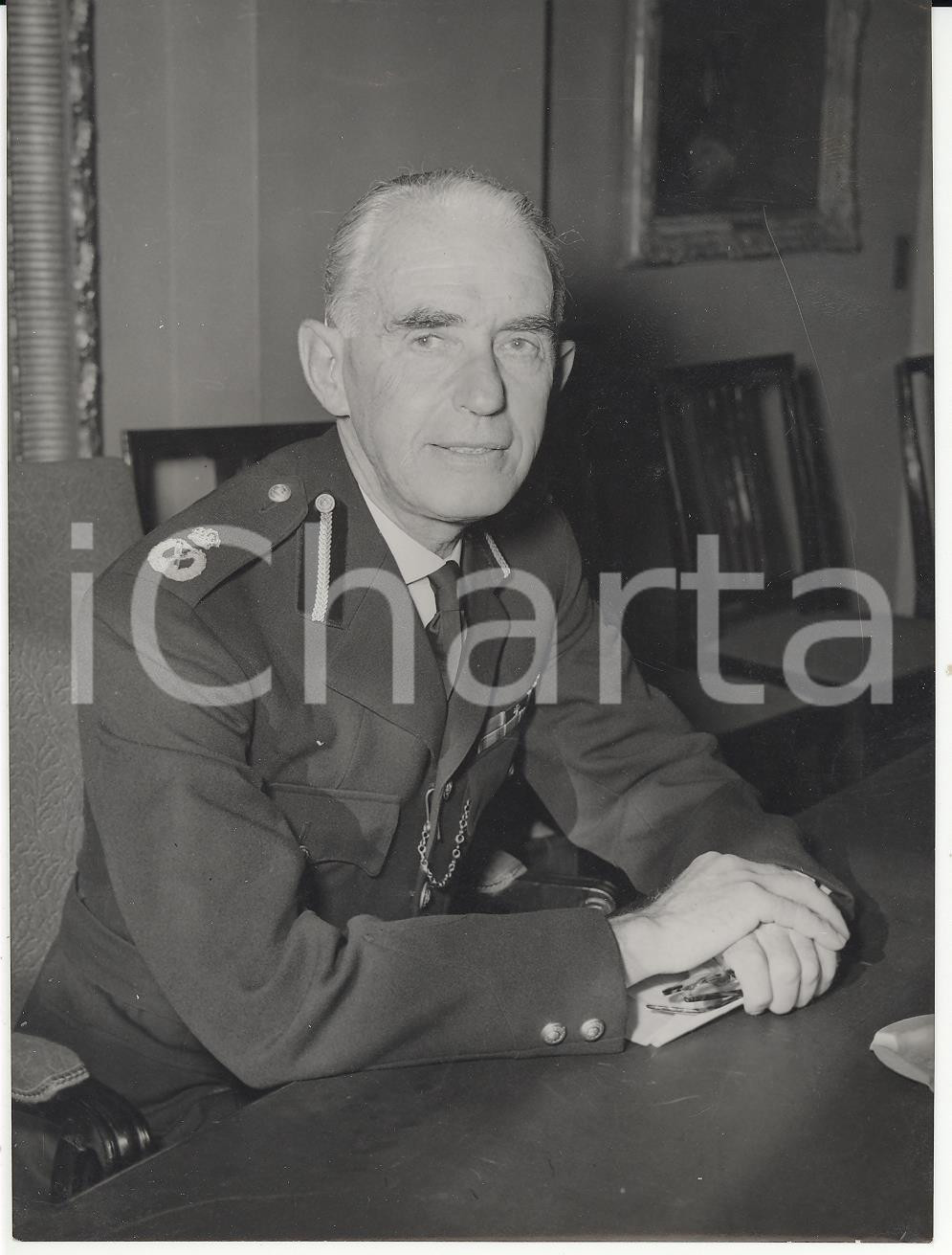 Fotografia d epoca originale 1953 LONDON John NOTTBOWER new Metropolitan Police Commissioner Photo 12x16 cm 1
