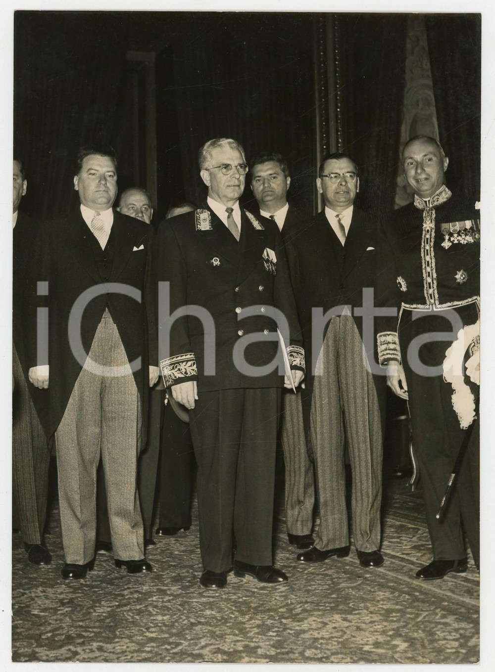Fotografia d epoca originale 1957 ROMA Giovanni GRONCHI riceve le credenziali di Andrei KOSYREV Foto 13x18 1