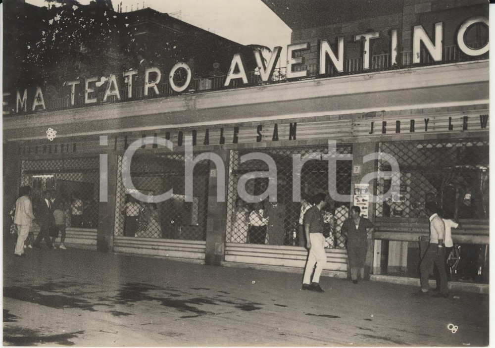 Fotografia d epoca originale 1960 ROMA Cinema Teatro Aventino  Indetto comizio antifascista Foto 18x13 cm 1