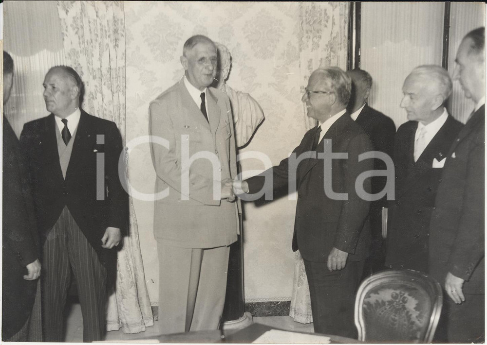 Fotografia d epoca originale 1959 ROMA Quirinale  Giovanni GRONCHI accoglie Charles DE GAULLE Foto 18x13 1