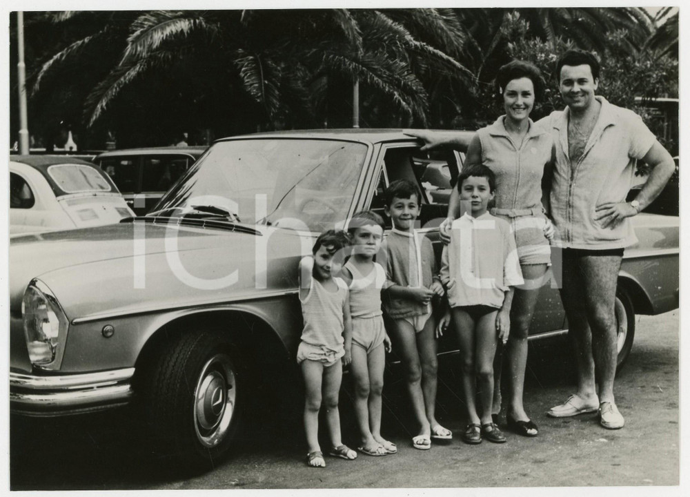 Fotografia d epoca originale 1967 SAN BENEDETTO DEL TRONTO Gianfranco CHECCHELE in vacanza con la famiglia 1