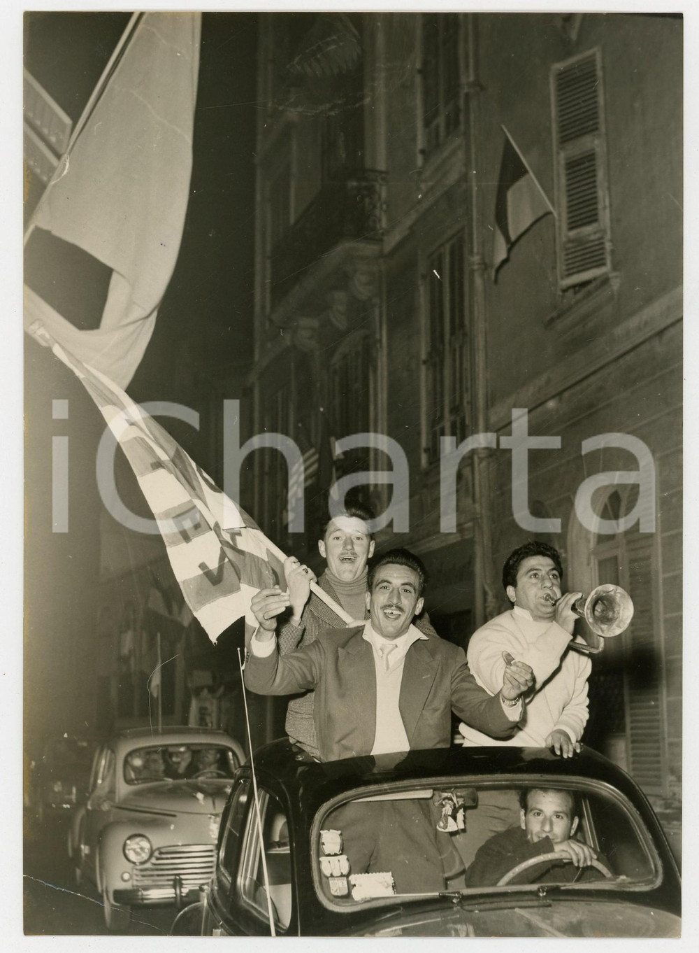 Fotografia d epoca originale 1958 PRINCIPATO DI MONACO Città  in festa per la nascita del principe Alberto II 1