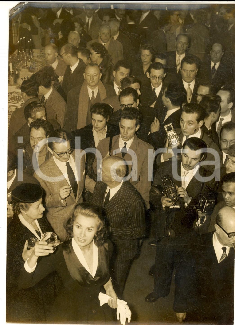 Fotografia d epoca originale 1956 PARIS Sophia LOREN alla presentazione di Pane, amore e...  Foto 13x18 cm 1