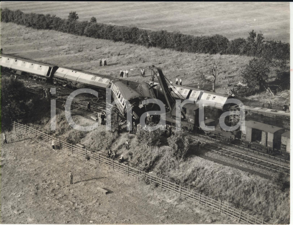 Fotografia d epoca originale 1955 BARBY UK Rail accident  London express derailed near Rugby Photo 20x15 1