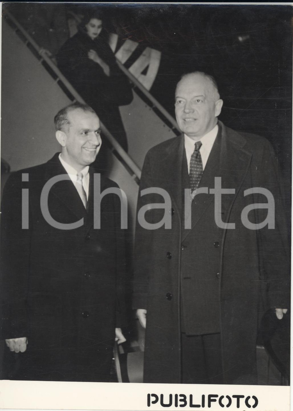 Fotografia d epoca originale 1953 ROMA Ciampino  Harold STASSEN capo della FOA in partenza per la Turchia 1