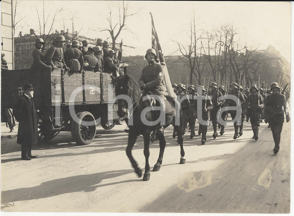 Fotografia d epoca originale 1920 KAPP PUTSCH REVOLUTION  Berlin Marinebrigade Ehrhardt  REAL PHOTO cm 16x12 1