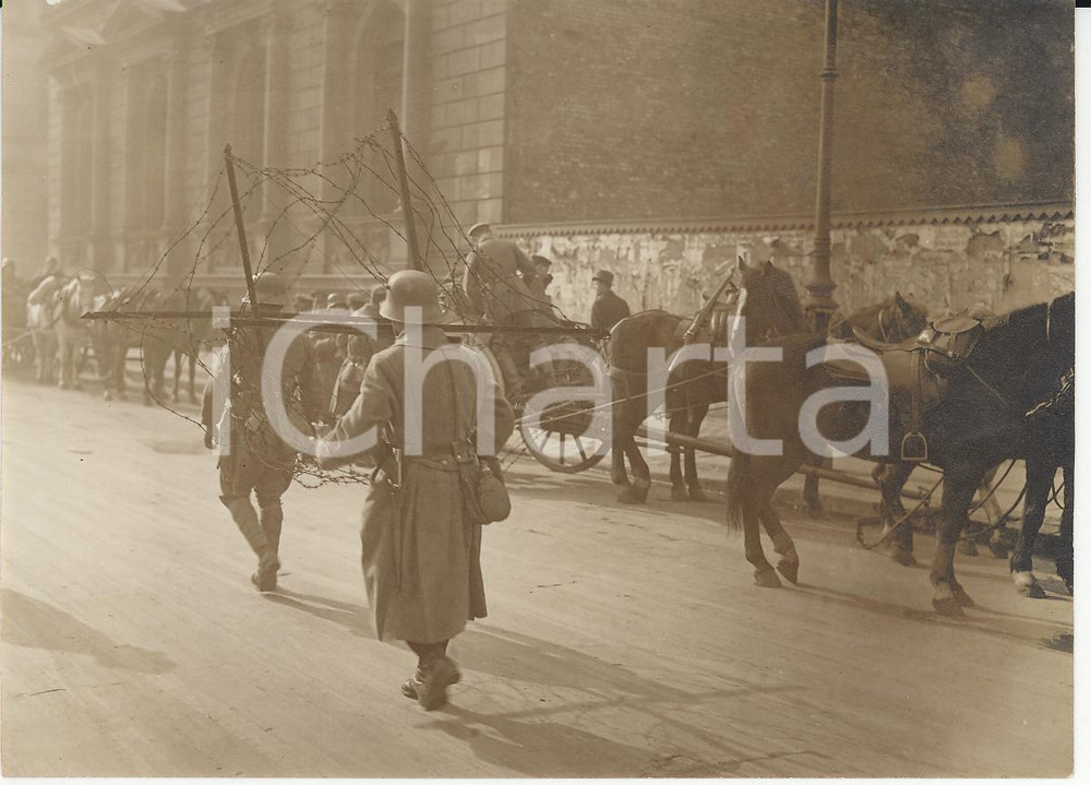 Fotografia d epoca originale 1920 KAPP PUTSCH Berlin Die abgesperrte WilhelmstraÃŸe REAL PHOTO cm 16x12 1