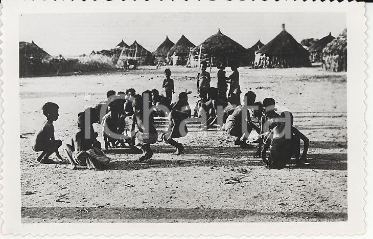 Fotografia d epoca originale 1935ca A.O.I. ETIOPIA Veduta di un villaggio etiope VERA PHOTO cm 5,8 x 9 1