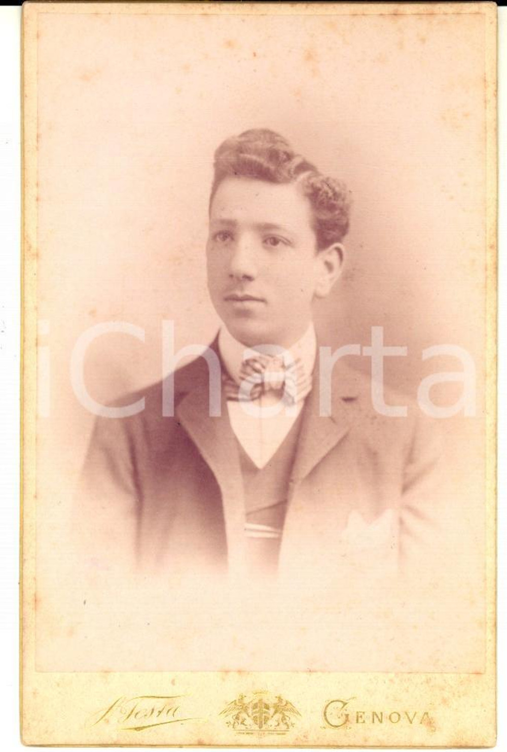 Fotografia d epoca originale 1880 ca GENOVA Ritratto di adolescente con farfallino Foto Achille TESTA 8x12 1