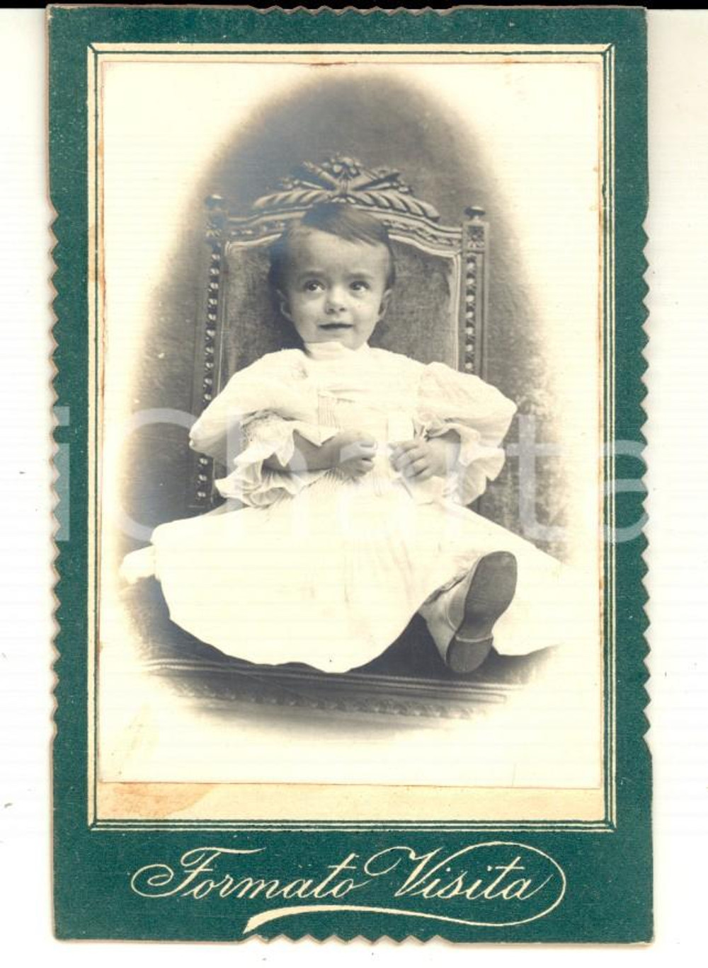Fotografia d epoca originale 1910 ca AREA LOMBARDA Ritratto di bambina in abito bianco Foto VINTAGE CDV 1