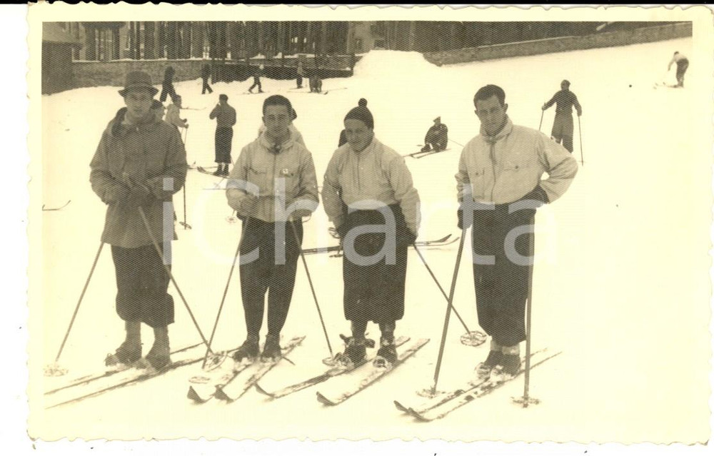 Fotografia d epoca originale 1938 MADESIMO SO Gruppo di amici sugli sci  Foto cartolina VINTAGE 1