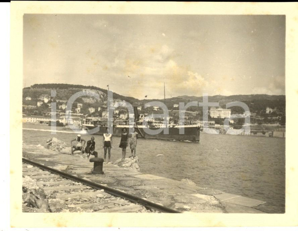 Fotografia d epoca originale 1924 IMPERIA PORTO MAURIZIO Amici del G. S. LA RUMOROSA  Brescia Foto 11x8 cm 1