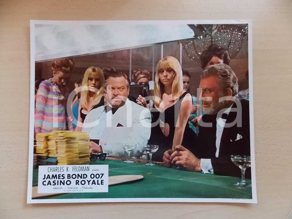 Materiale cinematografico d’epoca 1967 JAMES BOND 007 CASINO ROYALE Orson WELLES Lobby card EDIZIONE FRANCESE 1