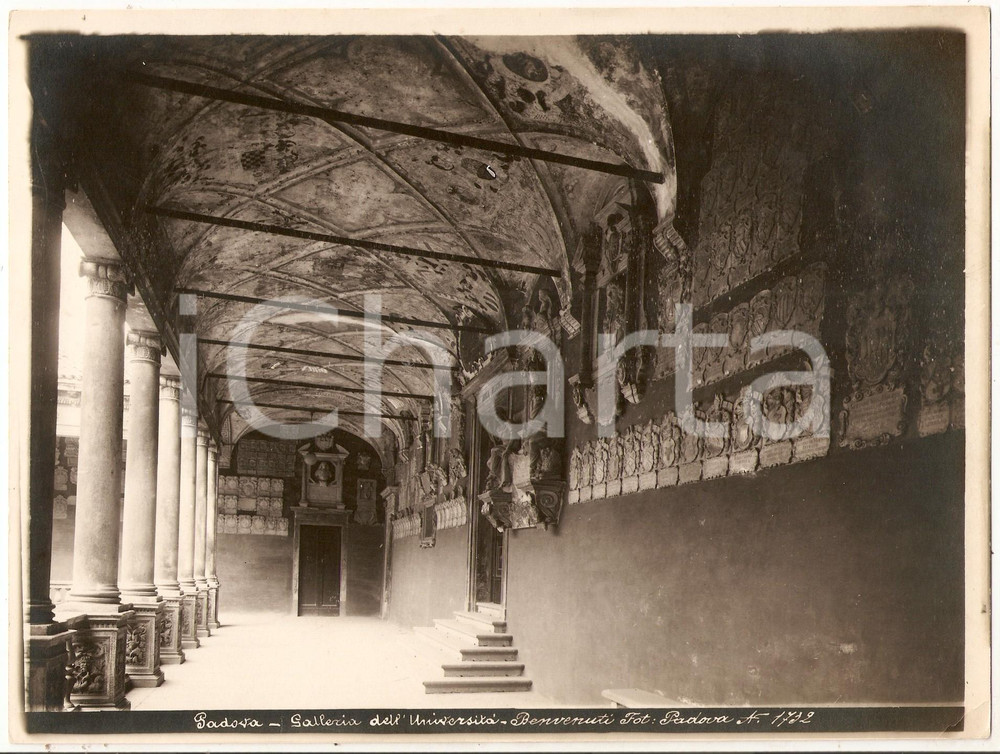 Fotografia d epoca originale 1940 ca UNIVERSITA  DI PADOVA Portici del Palazzo del Bo  Foto 23x17 cm 1