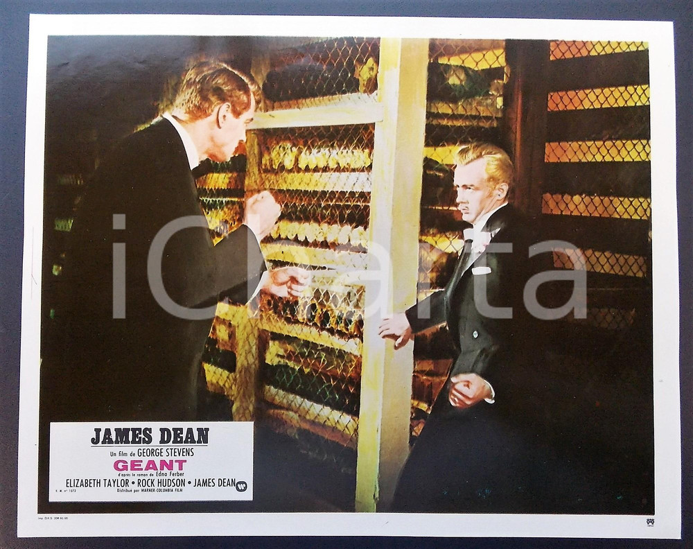 Materiale cinematografico d’epoca 1970 ca IL GIGANTE James DEAN durante una rissa Lobby card EDIZIONE FRANCESE 1