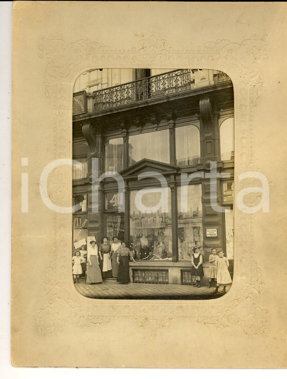 Fotografia d epoca originale 1910 ca BRUXELLES Alice WILLEMS Lingeries  Merceries Photo RARE ANIMEE VINTAGE 1