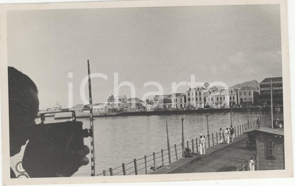 Fotografia d epoca originale 1937 CURACAO CARAIBI Veduta animata del porto REAL PHOTO cm 13,5 x 8,5 1