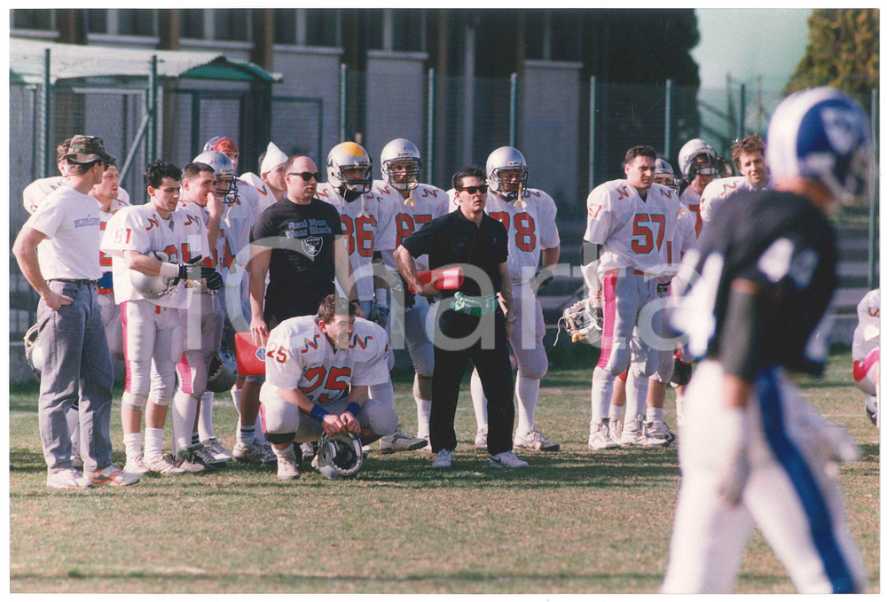 Fotografia d epoca originale 1995 ca ITALIA Football Americano BLACKHAWKS CERNUSCO Allenamento  Foto 12 1