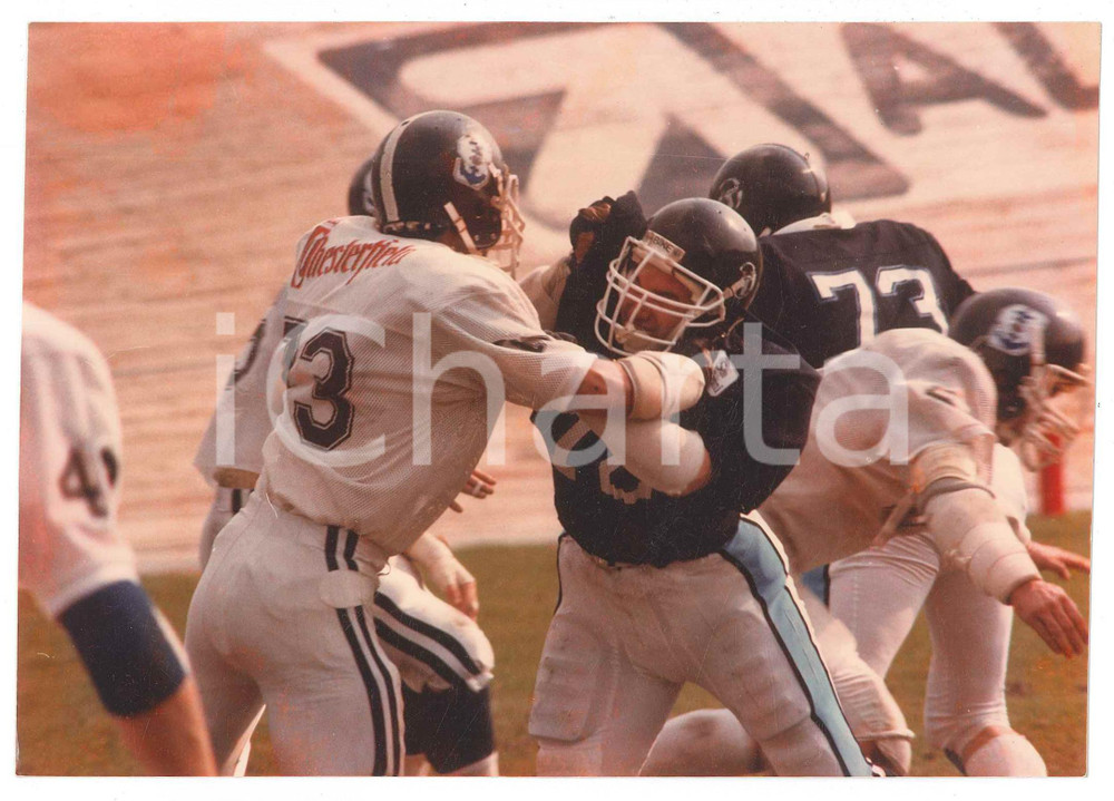 Fotografia d epoca originale 1995 ca ITALIA Football Americano  Due giocatori durante una partita  Foto 1