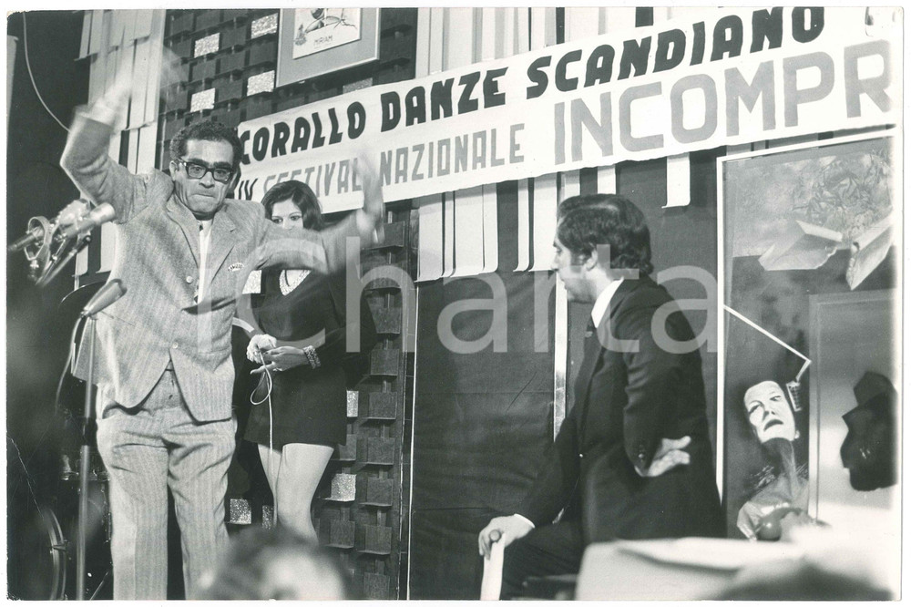 1972 SCANDIANO - CORALLO DANZE Corrado MANTONI al Festival degli incompresi Foto