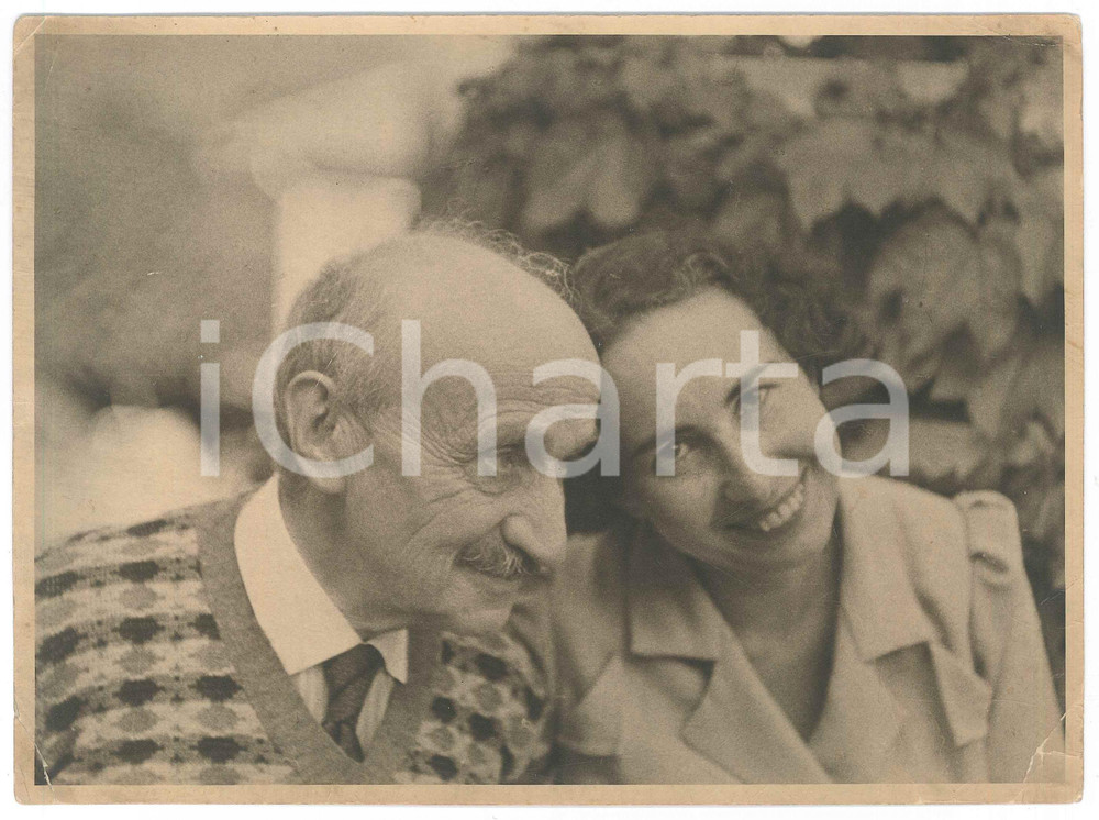 Fotografia d epoca originale 1940 ca AREA DI COMO Ernesto REINACH con la figlia  Foto 24x17 cm 1
