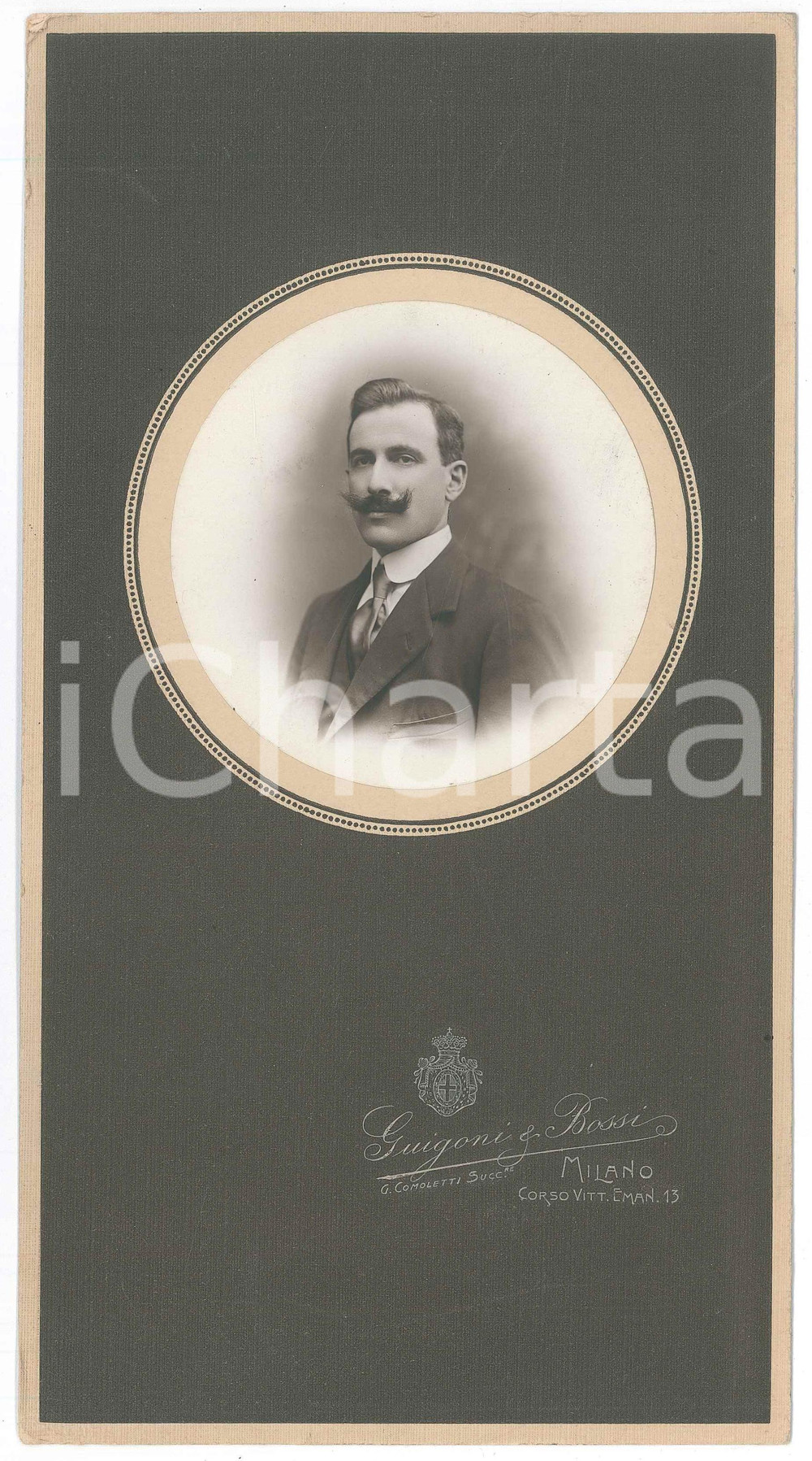 Fotografia d epoca originale 1900 ca MILANO Ritratto maschile Foto GUIGONI & BOSSI 15x28 cm 1