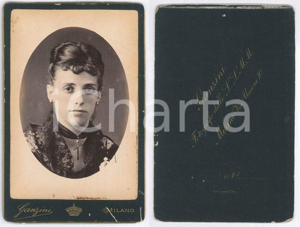 Fotografia d epoca originale 1900 ca MILANO Ritratto di donna con crocifisso al collo  Foto GANZINI 11x16 cm 1