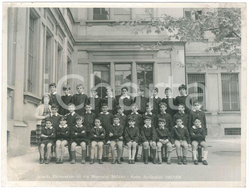 Fotografia d epoca originale 1968 MILANO Scuola Elementare MOROSINI  Classe maschile Foto di gruppo 24x18 1