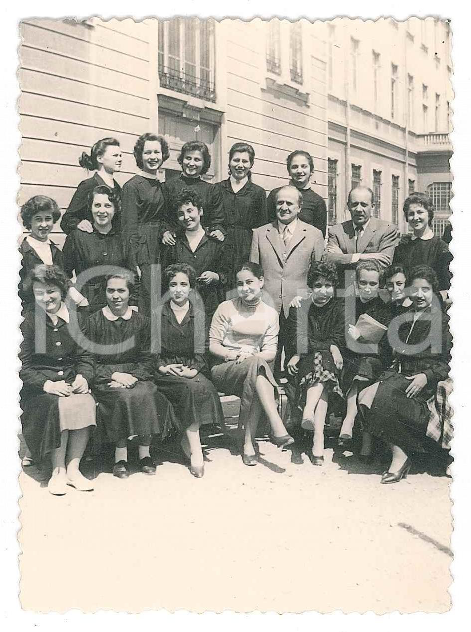 Fotografia d epoca originale 1955 MILANO Istituto N. MORESCHI  Ritratto di classe Foto 7x10 cm 1