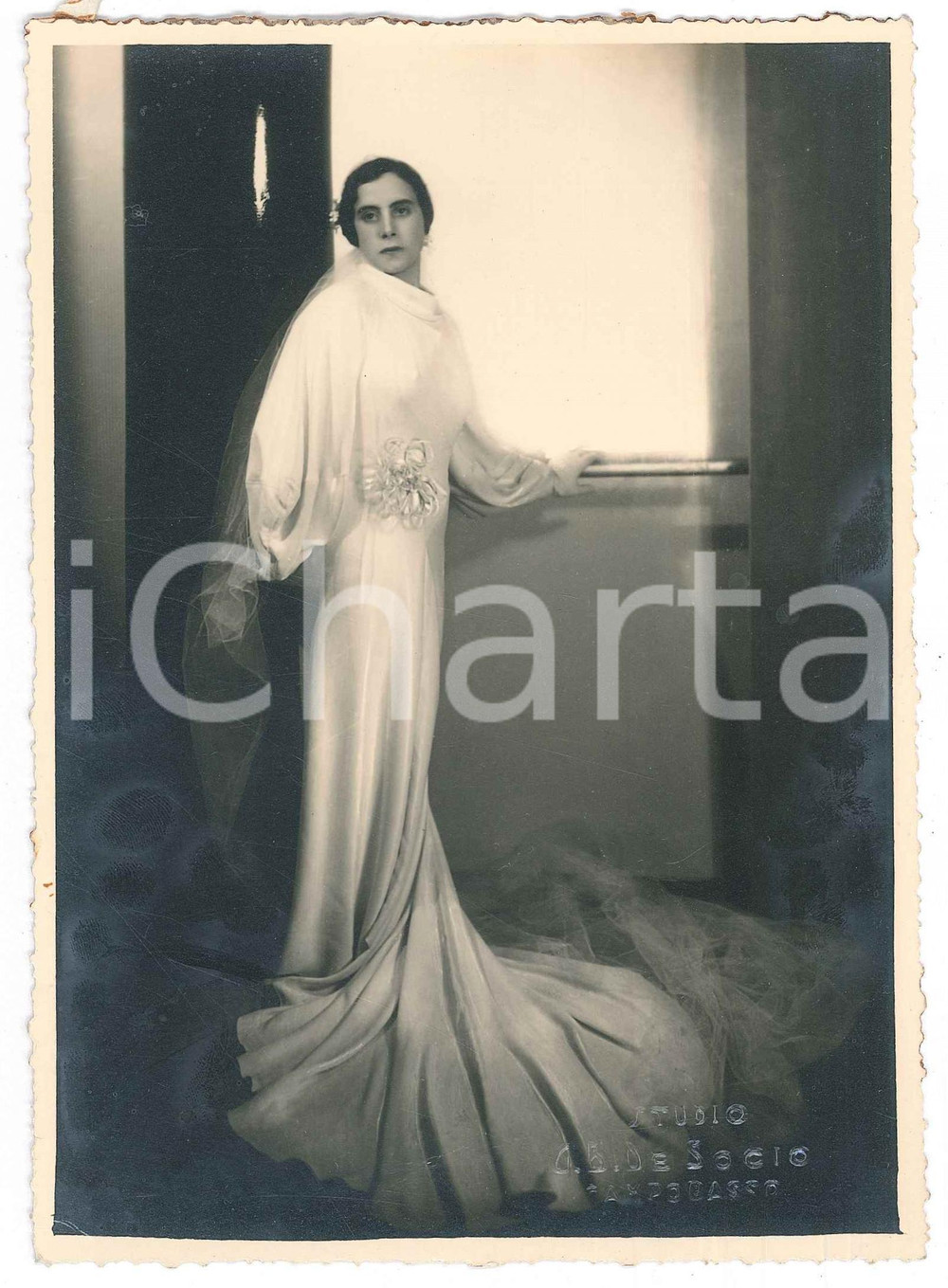 Fotografia d epoca originale 1925 ca CAMPOBASSO Ritratto di una sposa  Foto G. B. DE SOCIO 13x18 cm 2 1
