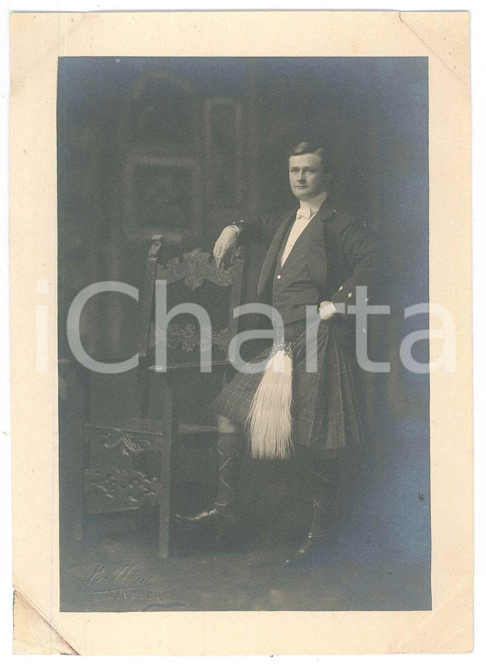 Fotografia d epoca originale 1920 ca ITALIA  TEATRO Attore con kilt e abito scozzese  Foto BETTINI LIVORNO 1