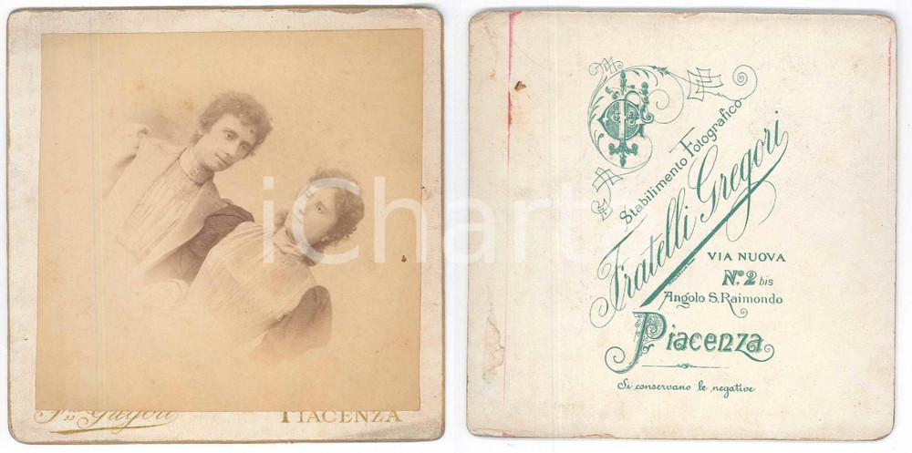 Fotografia d epoca originale 1890 ca PIACENZA Ritratto di due sorelle  Foto F.lli GREGORI 12x12 cm 1