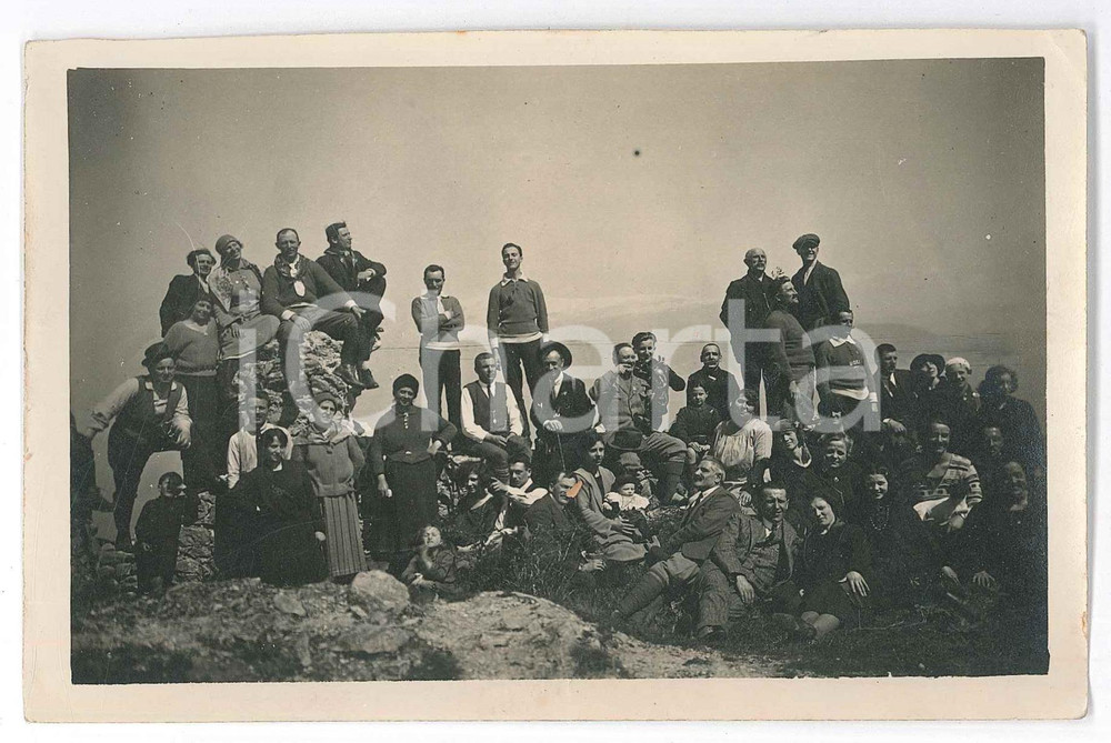 Fotografia d epoca originale 1924 ROCCA DI MANERBA  Lago di GARDA  Gruppo escursionisti  Foto 15x10 cm 1