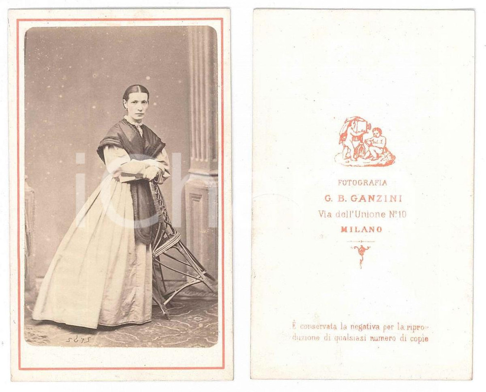 Fotografia d epoca originale 1870 ca MILANO Donna con stola scura  Ritratto  Foto G. B. GANZINI CDV 1