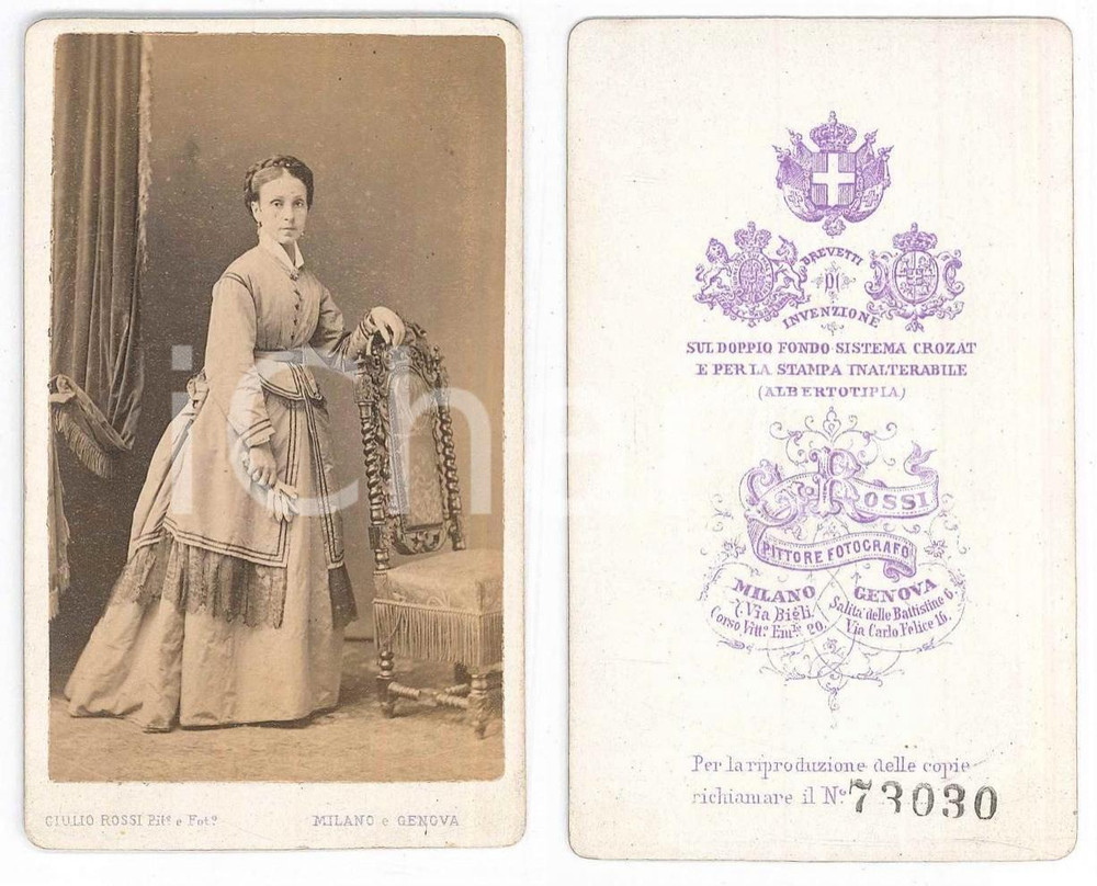 Fotografia d epoca originale 1870 ITALIA Ritratto femminile in abito chiaro   Fotografo Giulio ROSSI  CDV 1