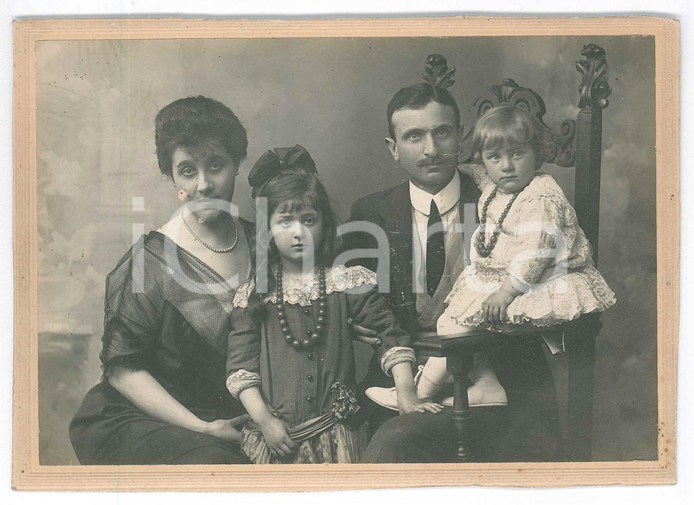 Fotografia d epoca originale 1910 ca MILANO Costanzo RUSCONI  Ritratto di famiglia Foto 16x11 cm 1