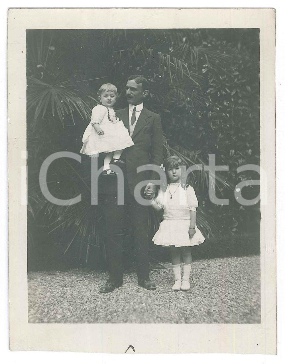 Fotografia d epoca originale 1910 ca MILANO Costanzo RUSCONI con le due figlie Foto 11x9 cm 1