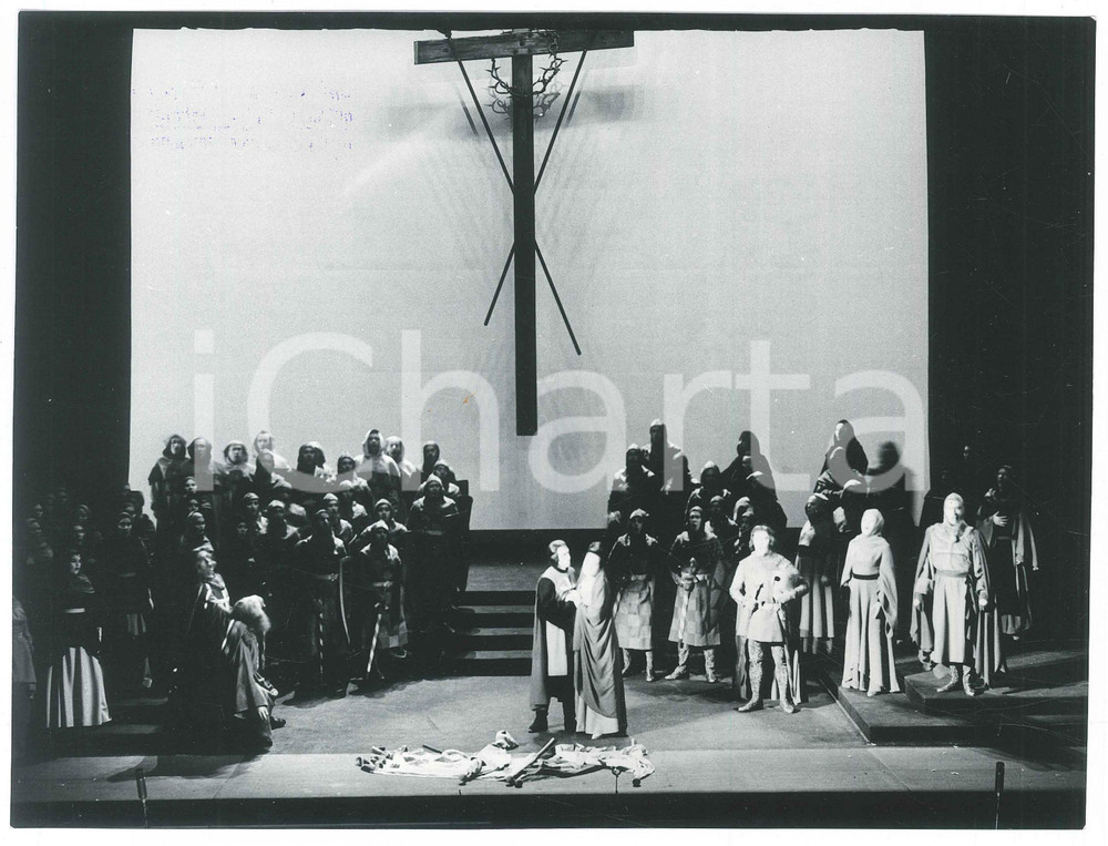 Fotografia d epoca originale 1975 ca ITALIA  Opera lirica  Foto di scena 24x18 cm 1