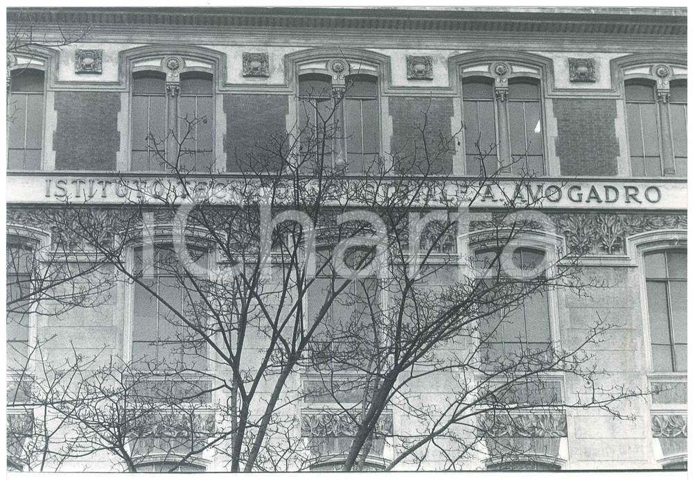 Fotografia d epoca originale 1975 ca TORINO Istituto Tecnico industriale A. Avogadro  Facciata Foto 24x18 1